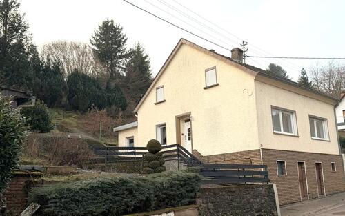 Foto - Einfamilienhaus in ruhiger Lage am Waldrand (Wadrilltal)