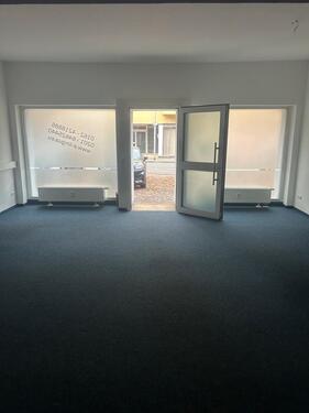 Foto - Ladenlokal 55 m2 zu vermieten - 1.000,00&nbsp;EUR Kaltmiete,