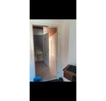 Wohnung ab April 2026 frei - 1.000,00&nbsp;EUR Kaltmiete, ca.&nbsp; 120,00&nbsp;m&sup2; in Altenstadt (PLZ: 89281)