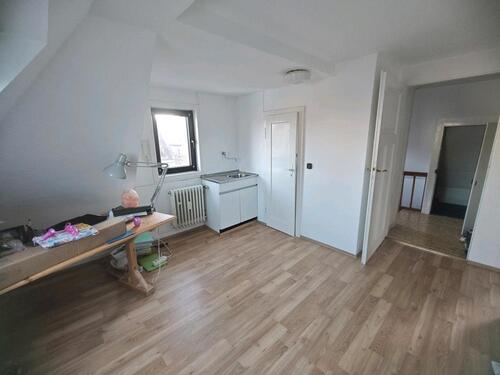 Foto - 2-Zimmer Wohnung in Mehrparteienhaus mit Hof, Scheune und Sauna