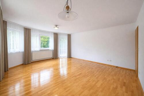 Foto - Gepflegte 3-Zi-Erdgeschosswohnung mit 2 Balkonen in ruhiger Lage