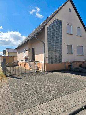 Foto - Freistehendes Ein- bzw. Zweifamilienhaus zu verkaufen Privat