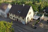 Foto - Solides Zweifamilienhaus mit viel Platz und Potential
