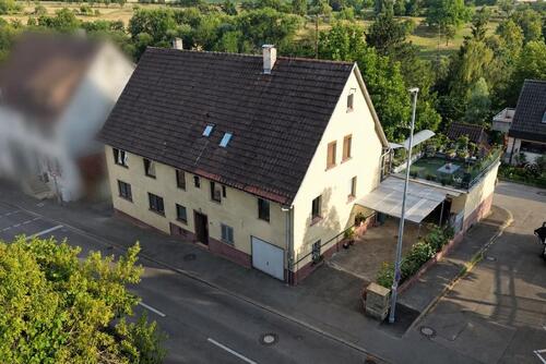 Foto - Solides Zweifamilienhaus mit viel Platz und Potential