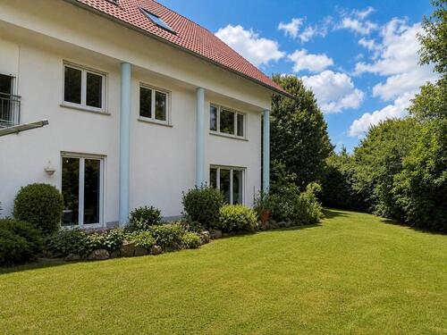 Foto - Mehrfamilienhaus, Wohnhaus in Petersberg zum Kaufen