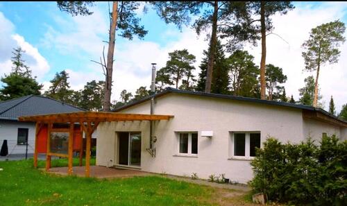 Foto - Einfamilienhaus Bungalow mit Erdwärme Terrasse und Garage