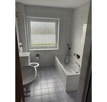 Helle 3,5- Zimmer Wohnung im 3 OG. mit Balkon in Huttrop - Essen Stadtbezirk VI