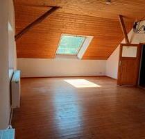 Lichtdurchflutetes WG Zimmer - 800,00&nbsp;EUR Kaltmiete, ca.&nbsp; 45,00&nbsp;m&sup2; in Aichstetten (PLZ: 88317)