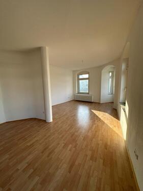 Foto - Altbau 4 Zimmer Wohnung in der Innenstadt!