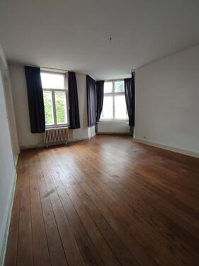 Foto - 2-Zimmer-Altbauwohnung - 390,00&nbsp;EUR Kaltmiete, ca.&nbsp; 75,00&nbsp;m&sup2;