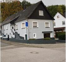 Haus mit 3 Wohnungen - Baugrundstück von Privat ohne Provision - Neunkirchen