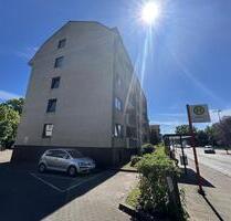 Große 2,5 Zimmer-Wohnung mit Balkon - Elmshorn