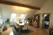 Foto - Charmante 3,5 Zimmerwohnung mit EBK, Loggia und TG Stellplatz