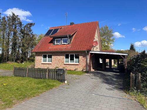 Foto - Einfamilienhaus in ruhiger Siedlungslage, OT Brillit