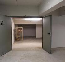 318 m² Gesamtfläche | 2.800 € netto | 3.100 € netto zzgl. MwSt. - Hofheim am Taunus