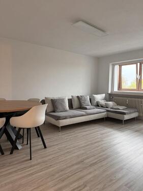 Foto - Stilvolle, voll möblierte 2-Zimmer-Wohnung mit Balkon & Aufzug