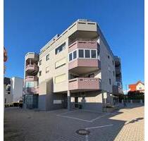 3-Zimmer Wohnung mit Balkon Garage Einbauküche in Günzburg