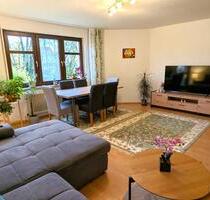 Schöne ruhige 3 12-Zimmer Nichtraucherwohnung - Böblingen Dagersheim