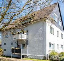 Traumhafte Dachgeschosswohnung mit Garage, Loggia und Blick ins Grün im beliebten Bielefeld Heepen