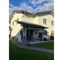 schöne DHH in Kagers - 1.200,00&nbsp;EUR Kaltmiete, ca.&nbsp; 126,00&nbsp;m&sup2; in Straubing (PLZ: 94315)