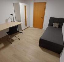 Möbliertes WG-Zimmer in moderner 3er WG (ID 092) - Schwandorf