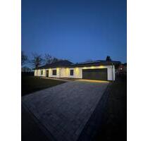 Moderner Bungalow mit großer Terrasse & 1.350 m² Grundstück - Wittenberge