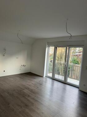 Foto - 2 Zimmer Dachgeschoßwohnung zur Miete in Annweiler am Trifels