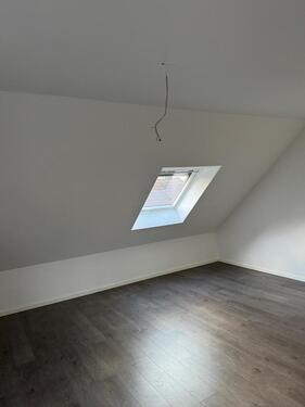 Foto - 2 Zimmer Dachgeschoßwohnung in Annweiler am Trifels