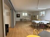 Foto - Büro zu vermieten, mit Bad, Küche & Großraumbüro,möbiliert