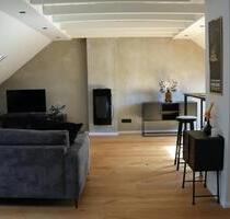 Stilvolle, voll möblierte 2-Zimmer-Dachgeschosswohnung – 65 m² - Wuppertal Elberfeld