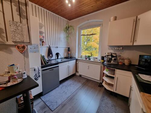 Foto - Große und moderne 5-Zimmer-Wohnung mit Gartenstück