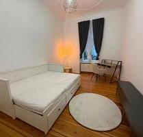 3-Zimmer möbliert | Altbau | WG-geeignet | Alt-Treptow Berlin