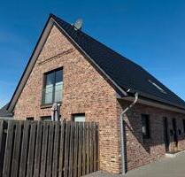 Modernes Wohnhaus mit zwei Einheiten Einfamilienhaus - Husum