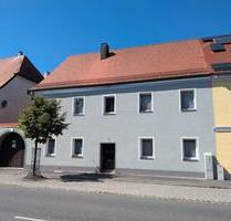 Mehrfamilienhaus im Kern von Schnaittenbach