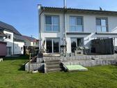Foto - Moderne Doppelhaushälfte - 1.700,00&nbsp;EUR Kaltmiete, ca.&nbsp; 145,00&nbsp;m&sup2;
