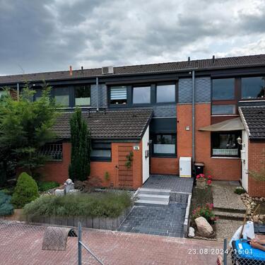 Foto - Reihenmittelhaus in Ronnenberg – Modernisiert, ruhig und zentral