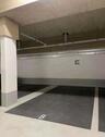 Foto - Tiefgaragenstellplatz in Köln Poll zu vermieten