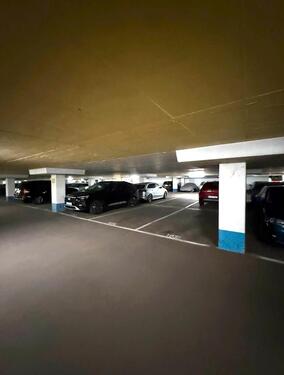Foto - Tiefgaragenstellplatz Garage Köln Sülz Rhöndorfer Straße