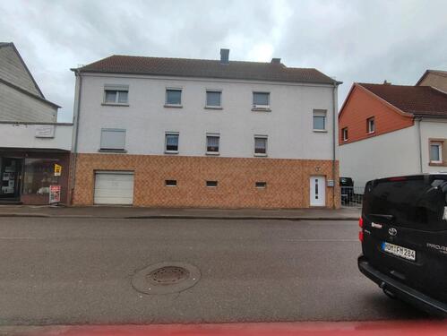 Foto - Zweifamilenhaus - 180.000,00&nbsp;EUR Kaufpreis, ca.&nbsp; 180,00&nbsp;m&sup2;