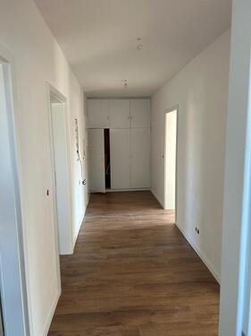 Foto - 3-Zimmer-Wohnung in zentralster Lage komplett renoviert