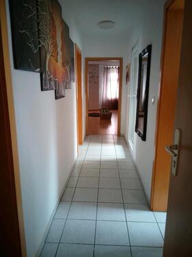 Foto - Dachgeschosswohnung - 750,00&nbsp;EUR Kaltmiete, ca.&nbsp; 100,00&nbsp;m&sup2;