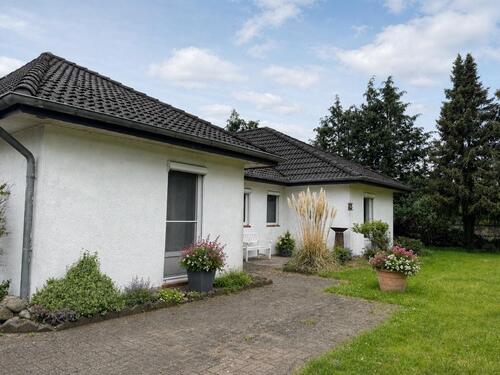 Foto - Stilvoller Bungalow in traumhafter Lage mit Ausbaureserve