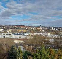 Zweiraumwohnung mit Balkon im Grünen und Fernblick über Plauen