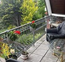 Zentrale Dachgeschosswohnung mit Balkon - Sehnde