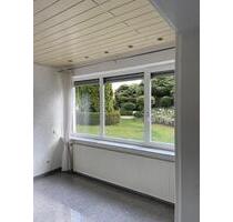 Lichtdurchflutete 3-Zimmer-Wohnung in Herrenberg mit Terrasse
