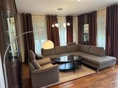 Foto - 4 Zimmer Wohnung in einer Stadtvilla in Schmargendorf, Fußbodenheizung, Terrasse, 2 TG Stellplätze