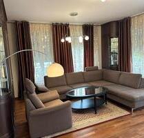 4 Zimmer Wohnung in einer Stadtvilla in Schmargendorf, Fußbodenheizung, Terrasse, 2 TG Stellplätze - Berlin Charlottenburg-Wilmersdorf