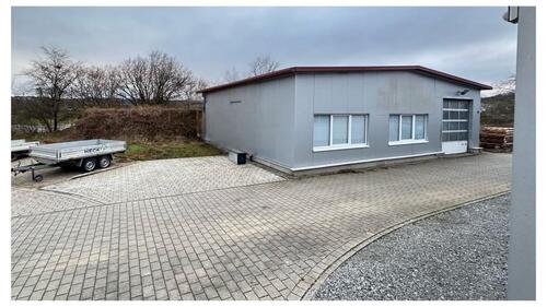 Foto - Circa 200 m² Halle Sandwichelemente 2006. Super isoliert.