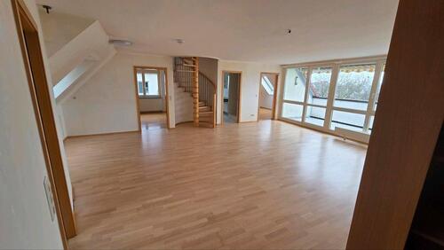 Foto - Sonnige 4 12 Zimmer Maisonette Wohnung mit großem Keller + 2xTG