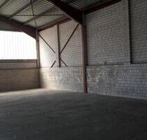 Einstellplatz Stellplatz Halle Wohnwagen PKW Anhänger - Sehnde